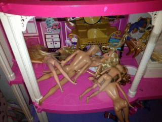 Reposts I find funny, cool, or give me a stiffy