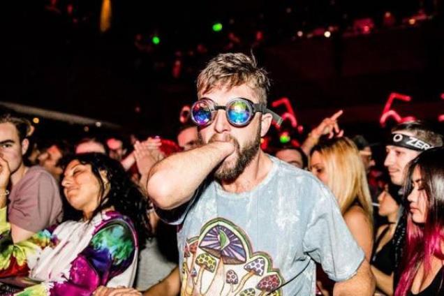 Nonchalant Compilation of 38 Remarkable Images