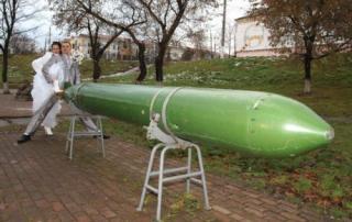 Meanwhile on the internet...