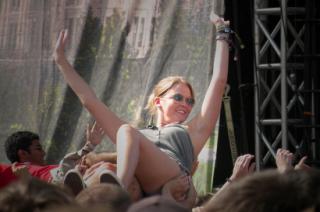 Crowd surfing gallery