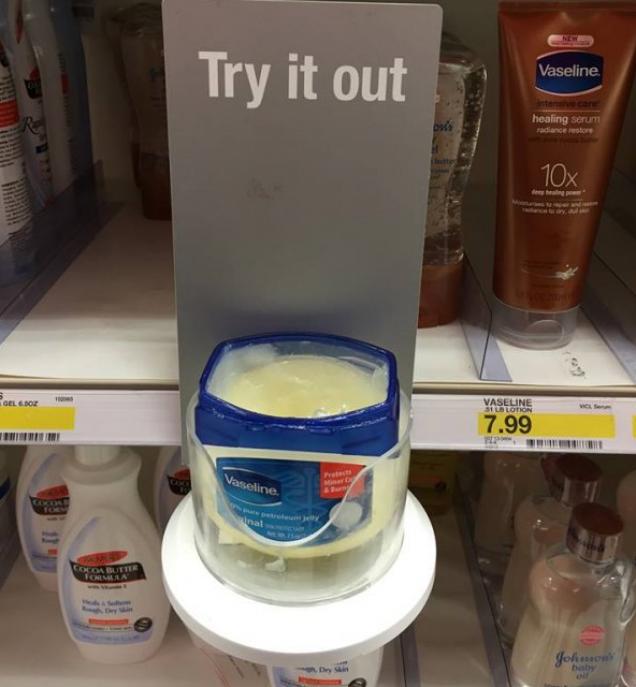 20 Creepifying Pics That'll Make You Say 'HELL No'