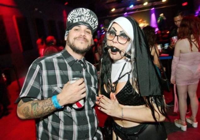 26 Pics that you just can't explain.