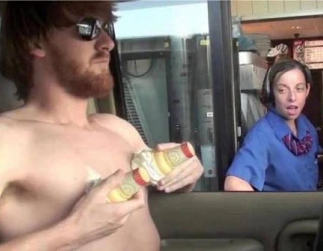 33 WTF photos that will bend your mind.