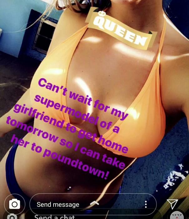 25 People who are totally having sex.