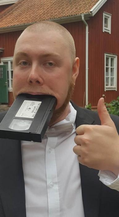 22 People Doing Questionable Things