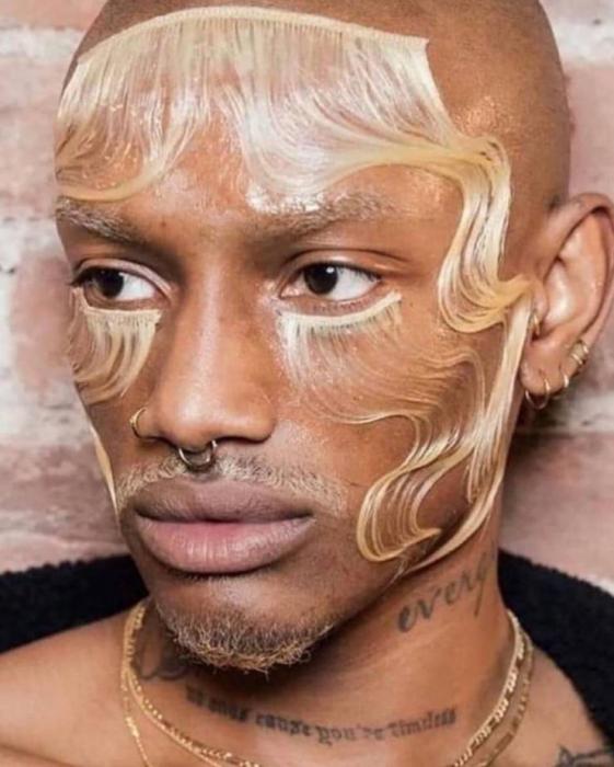 33 Pics That Require An Explanation.