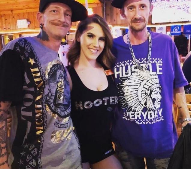 24 Trashy People Polluting Humanity.