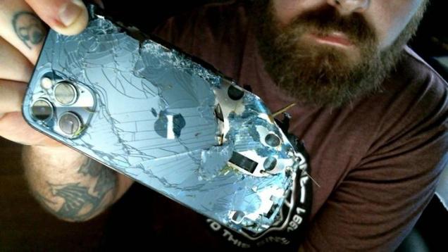 40 People Having One Hell of a Bad Day.