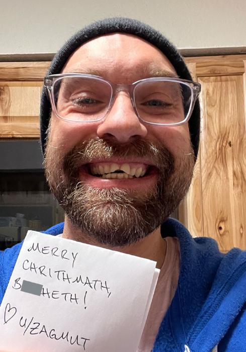 49 People Who Had A Worse Christmas Than You.