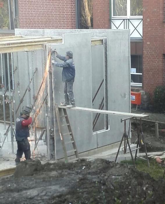 17 Terrible Fixes And Stupid Situations People Got Themselves Into