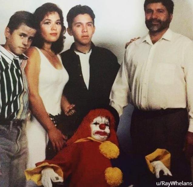 19 Family Photos That Will Make You Miss Your Relatives
