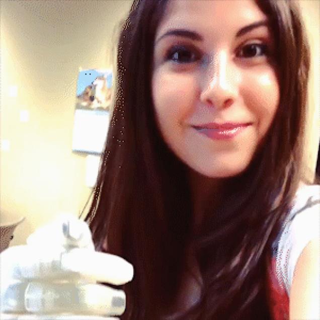 18 .Gifs of Chicks Smiling