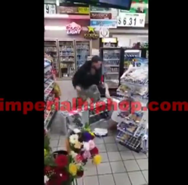 Young Dude Getting His Ass Whoop Grabs 40oz Bottle Then KOs His Opponent