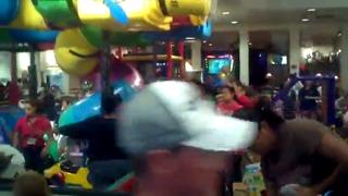 Chuck E Cheese Fight Chaos