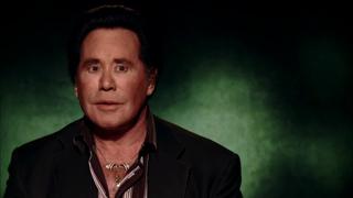 Wayne Newton Says Elvis Presley's Ghost Showed Up For His Show