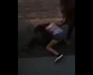 White girl vs Black girl