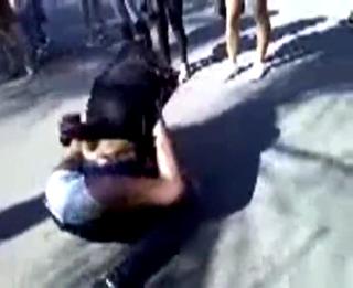 White girl vs Black girl