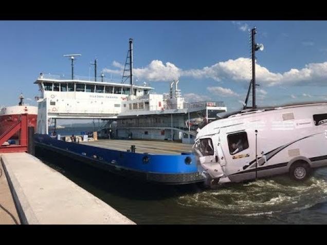 José Fernández piloted boat during fatal crash, report says