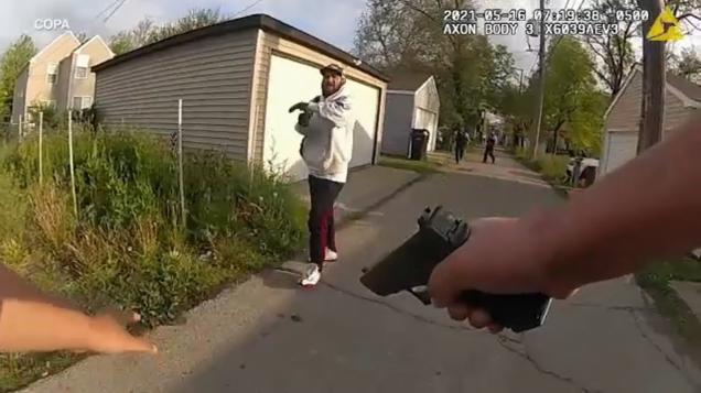 Bodycam Video Released Of Chicago Shooting That Injured 2 Cops, Suspect ...