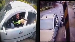 Motorcycle Robbery Goes Wrong When The Victim Pulls a Gun - Video