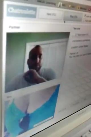 Guy gets flashed on chatroulette