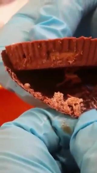 Maggots Found In Reeses Peanut Butter Video Ebaums World 