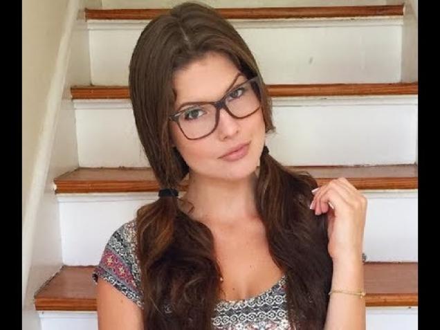 Top 10 Hottest Girl's In the World 2017