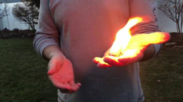 Dude holds fireball in his bare hand - then teaches the secret - Wow ...
