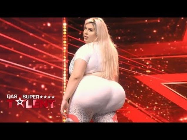 Big booty videos twerking BIG BOOTY