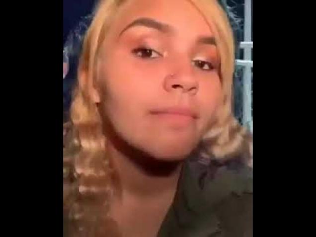 Girl exposes her dad cheating on her mother