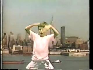 80's kid dances to Madonna's Vogue..