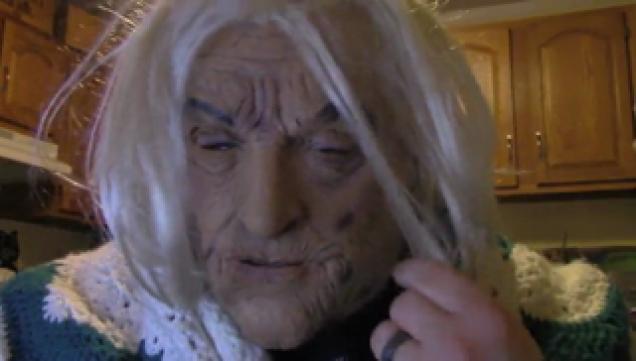 Crazy old lady wants to fuck Trump and Mexicans ???