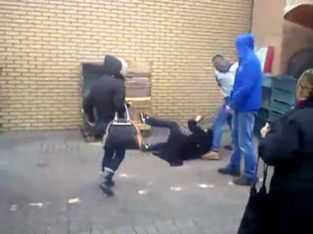 Guy Bites a Thug's Ear Off