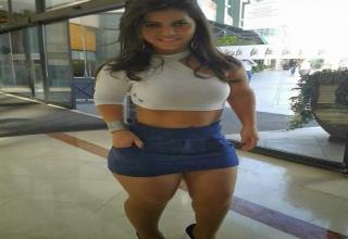 Meet Karina Lemos "The Sexist Little Person" Alive. - Wow Gallery
