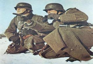 Collection of World War 2 color photos mainly from Eastern Front