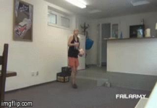 Awesome and random gifs of men and women failing