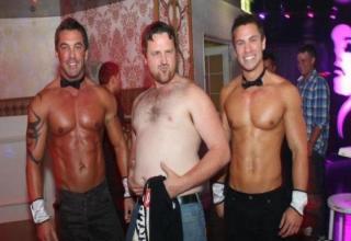 Funny nightclub and party pics.