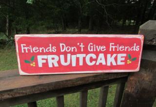 24  pictures of funny Christmas signs will crack you up too!