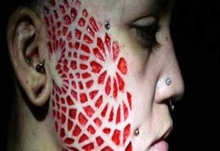 Some people would like to have a tattoo but they are discouraged by the pain it involves. Such people may pass out just by thinking of the new tattoo method called scarification. As the name suggests, this method really is about pain, wounds and scars.