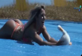 Funny action gif's that keep going and going...