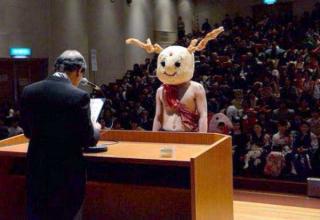 Students have dressed up in ridiculously funny cosplay costumes while they receive their degrees from a prestigious University of Art in Kyoto...