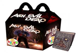 Graphic designer Newt Cloninger-Clements,has made Horror Happy Meals based on classic scary movies like A Nightmare on Elm Street, The Exorcist, The Texas Chainsaw Massacre and many, many more...