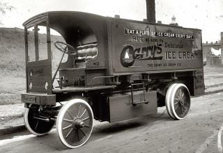 Antique and Vintage Ice Cream Trucks - Gallery | eBaum's World
