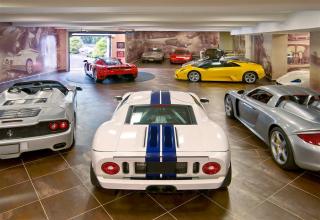 if you think you have a flipping sweet garage.. wait till you see these!!