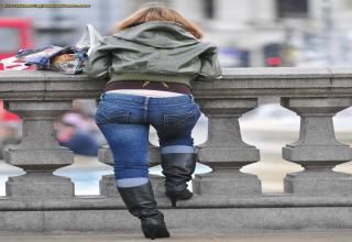 Women In Tight Jeans - Gallery | eBaum's World