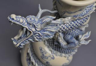 Johnson Tsang Transforms A Normal Porcelain Vase Into An Strangling Dragon Sculpture...