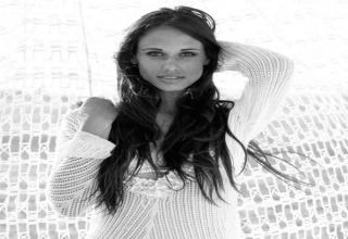 24 Pornstars That Can Be Classy Too - Gallery | eBaum's World