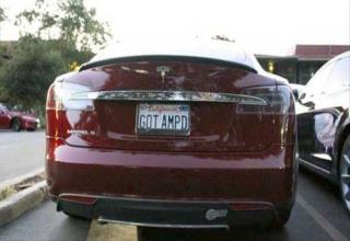 32 Hilariously Creative Tesla License Plates - Gallery | eBaum's World