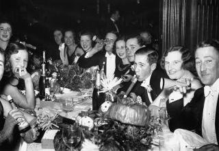 50 Timeless Photos Of Classic New Year&#039;s Eve Parties - Wow Gallery | eBaum&#039;s World