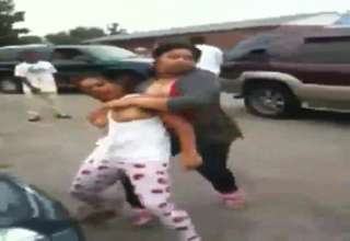 Girl Thugs Fight In Indianapolis!!